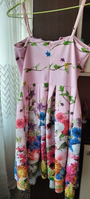 Луксозна  рокля с флорални мотиви – Перфектна за бал, сватба или специ