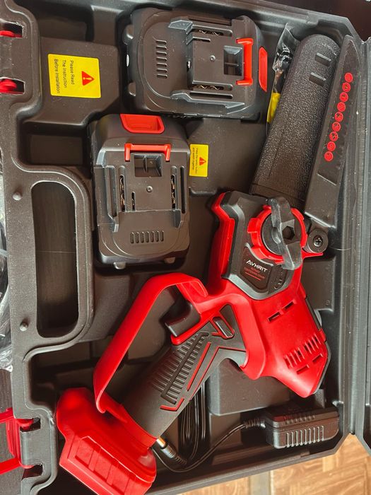 Мини резачка за клони