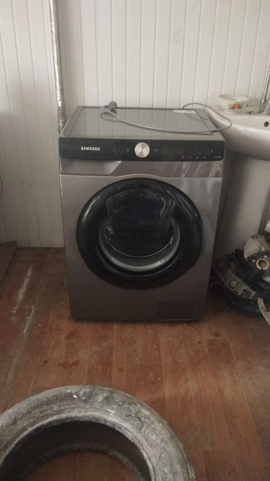 Продаётся стиральную машину