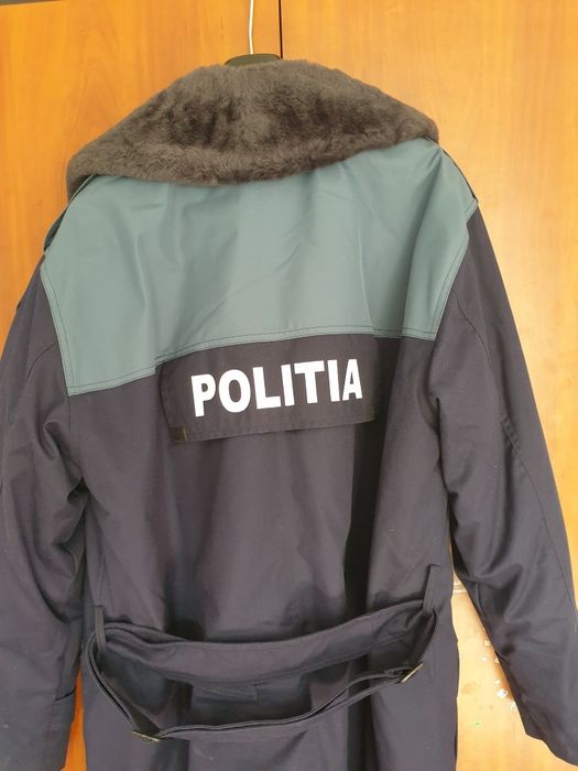 Haina lunga politist,530 lei cu blana