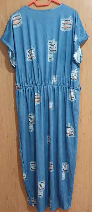 Vând  rochie  mărimea 2XL