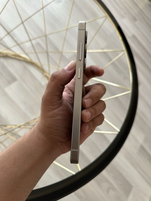 Vand / Schimb Samsung S25 Ultra 512 GB Ca Nou