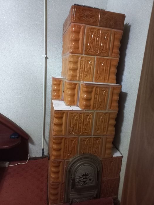 Sobă teracotă utilizată pe gaze timp de un an