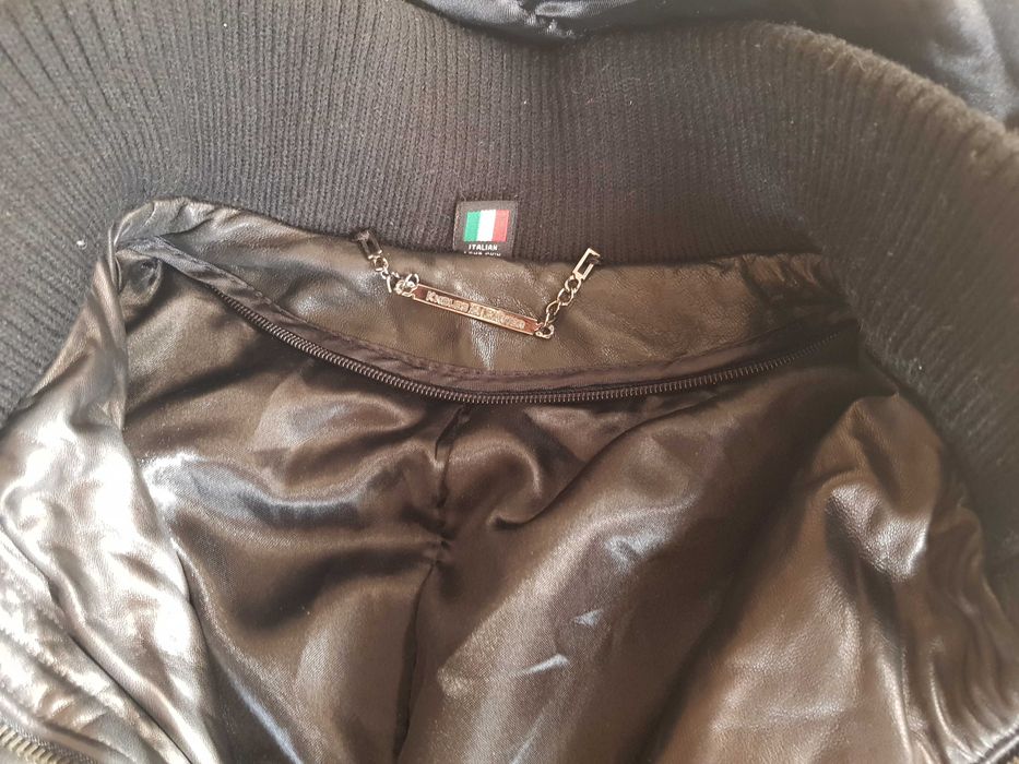 Дамско кожено яке