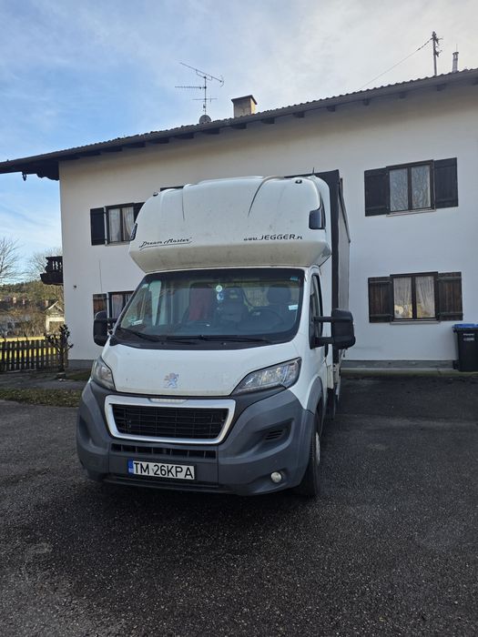 Peugeot Boxer – 2016 | 3,5 t | Lift hidraulic