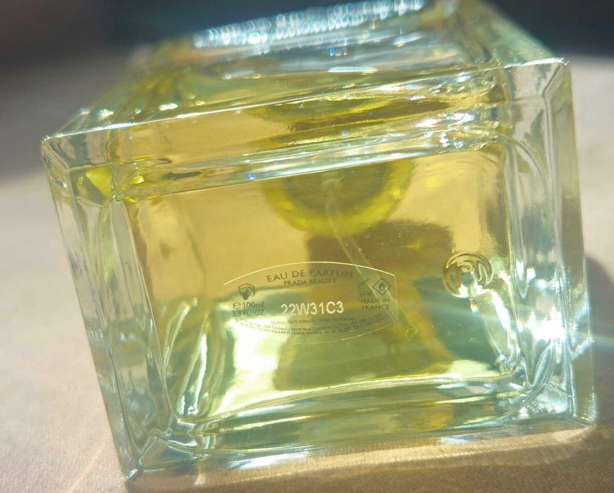Парфюм Prada Infusion d'Ylang