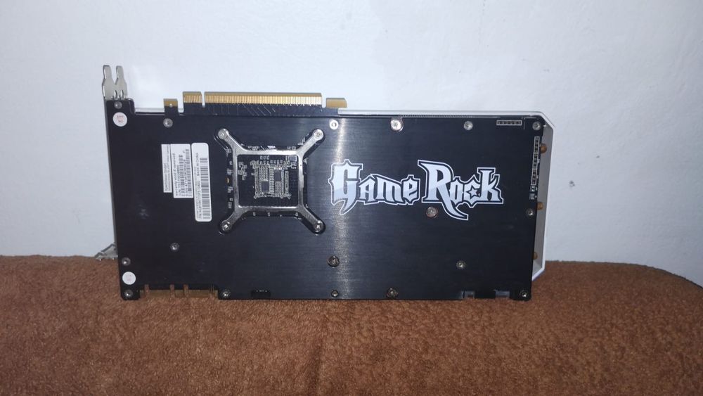Vând GTX 1080 8gb vram