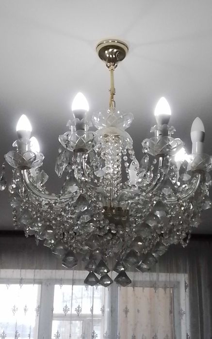 Люстра хрустальная производство Чехия