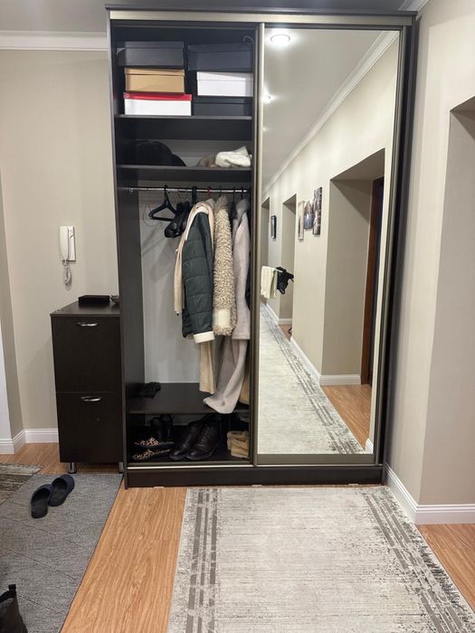 Продвем шкаф купе