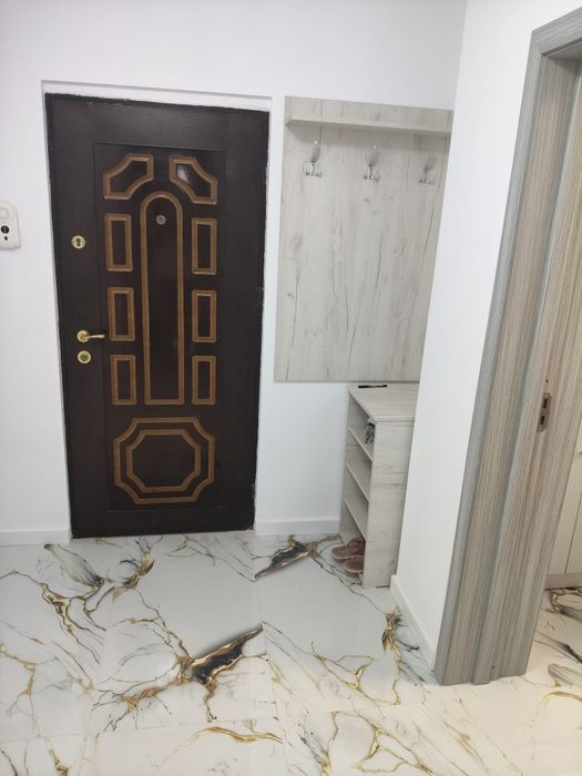 Se închiriază apartament 2 camere Micro 5