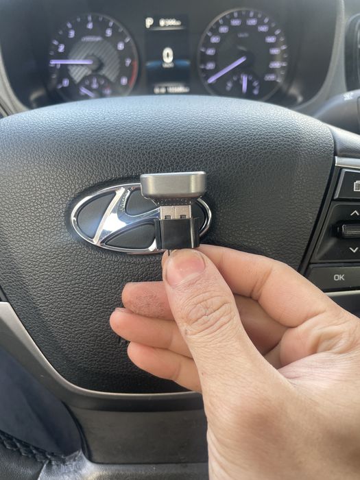 Продаю адаптер CarPlay, AndroidAuto