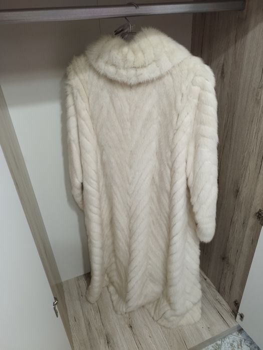 Ново палто от Визон