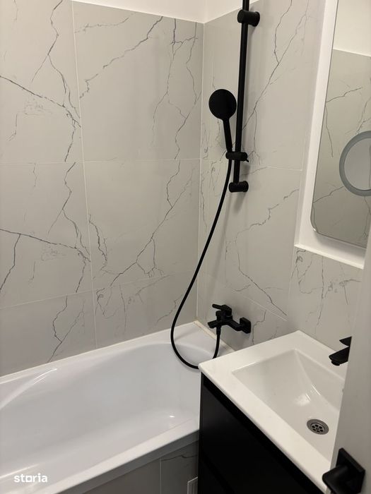 Apartament cu 2 camere, balcon și lift în Militari