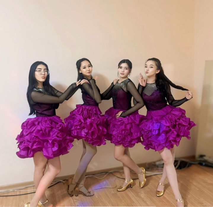 Продам танцевальные костюмы