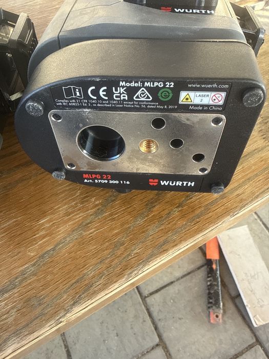 Vind lasere wurth noi noute verde si rosu cu acumulatori 4Ah