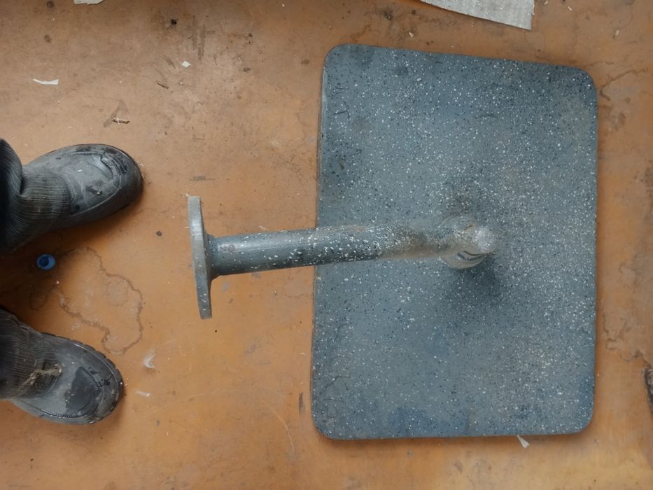 Подставка для телевизора