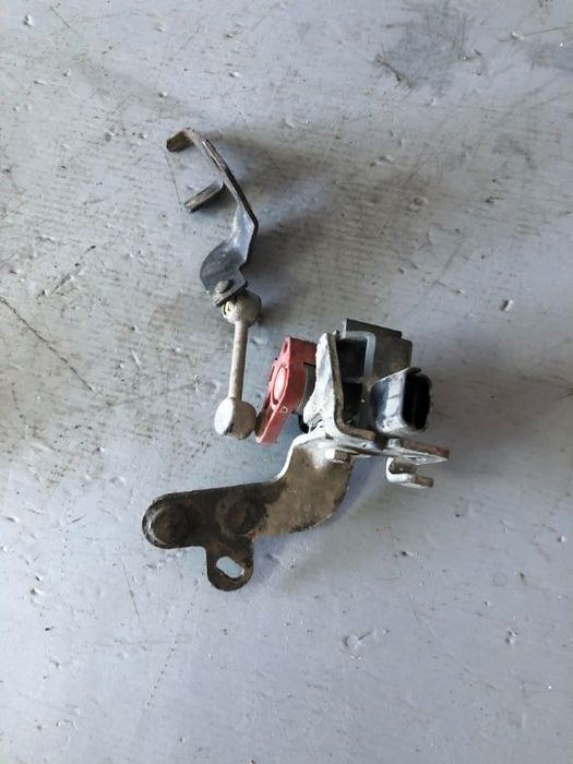 senzor far stanga  3.0 hdi 241 cp dt20c citroen c5 peugeot 407