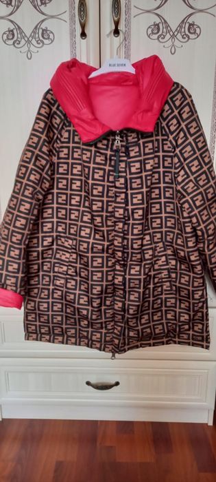 Куртка двухсторонный.