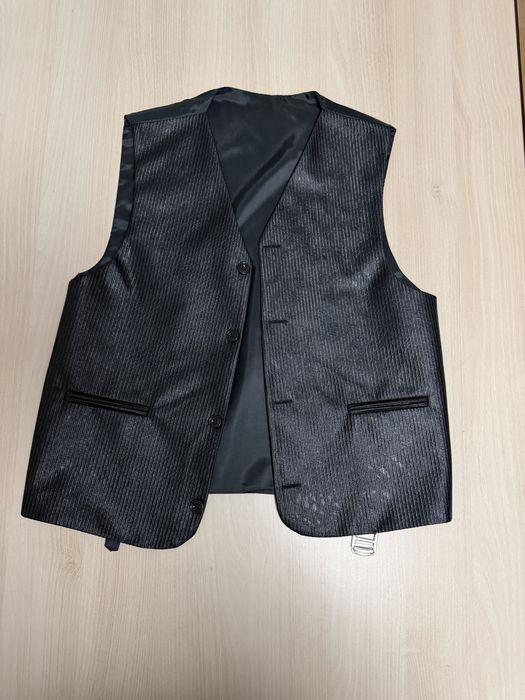 Costum barbat