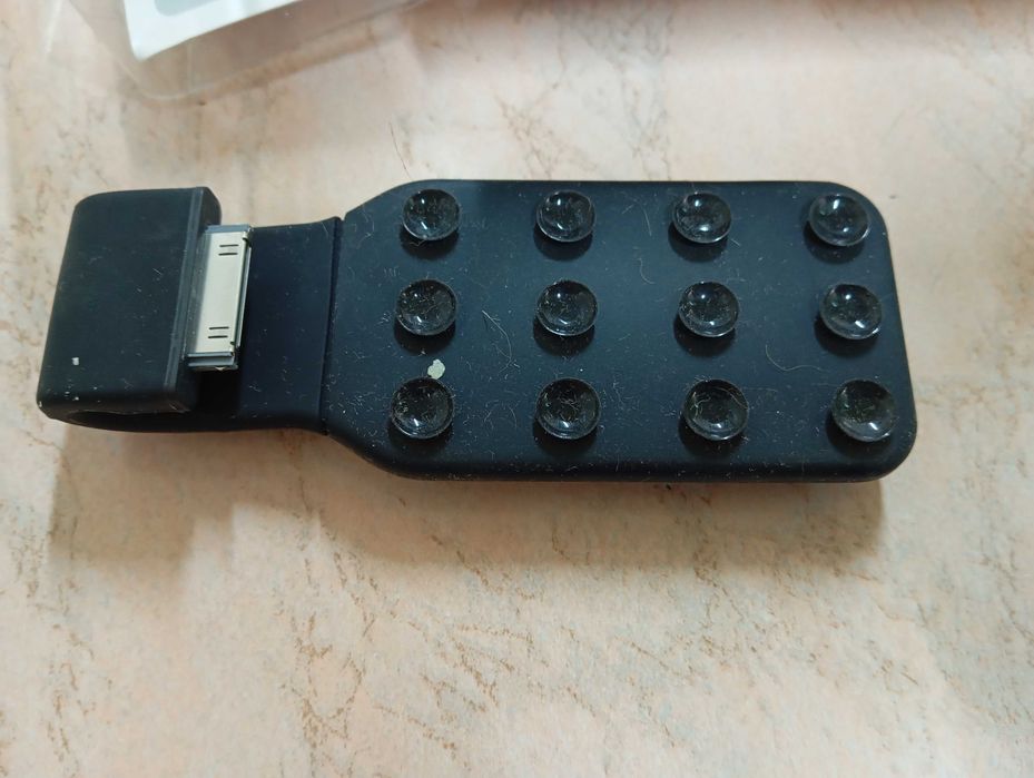 Продам PHILIPS Power bank для iPHONE.