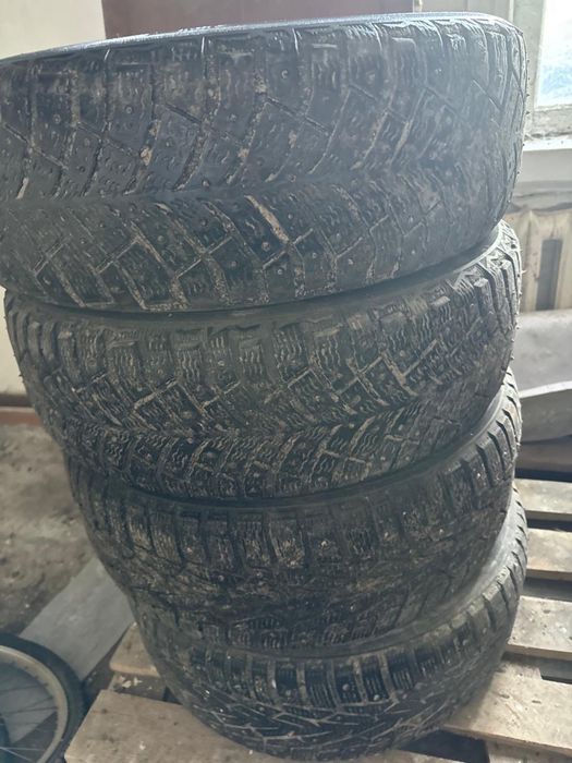 Продается зимние шины Michelin 185/65 R 15