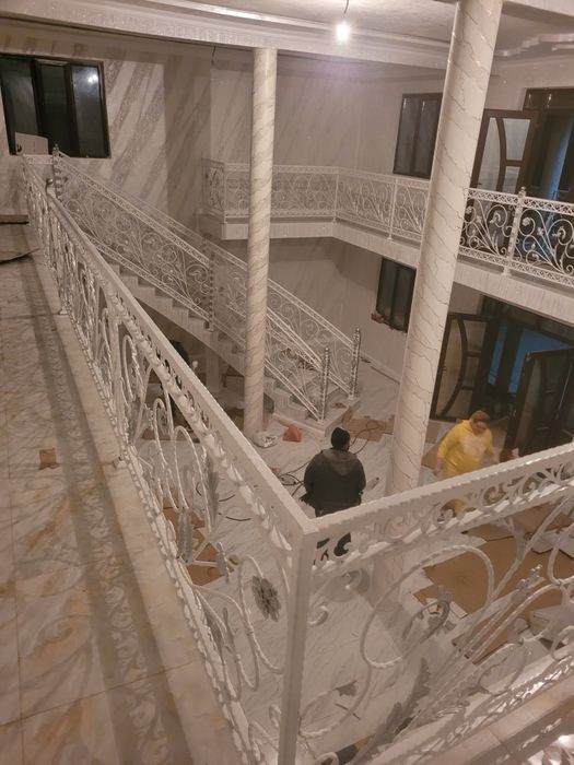 Balustrada din polimer si fier forjat