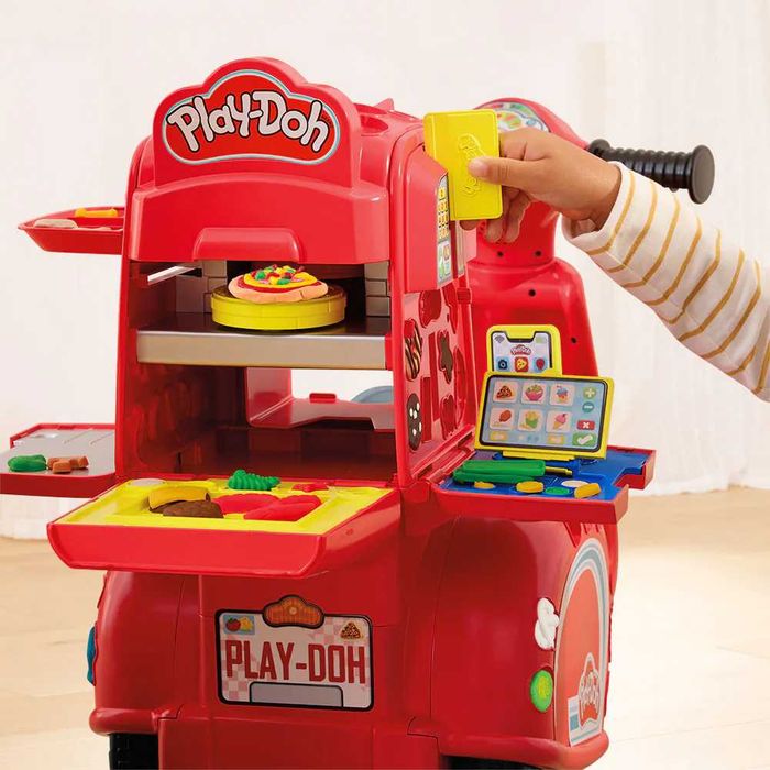PlayDoh Скутер ride on за разнос на пица с пластелин
