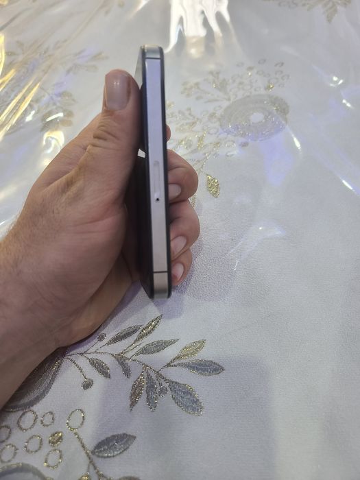 IPhone 4s sotiladi