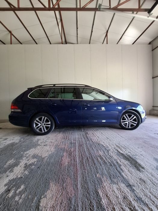 Volkswagen Golf 6 1.6 TDI • 2010 • Climatronic • Scaune Încălzite • Pilot Automat