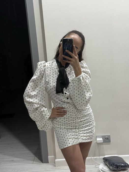 Платье в горошек 42-44