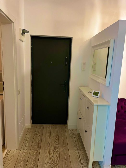 Inchiriez apartament 2 camere gradina si terasa