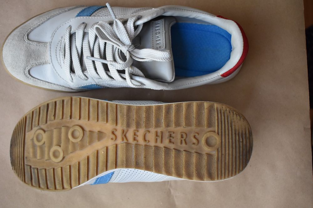 Кроссовки разные р 38