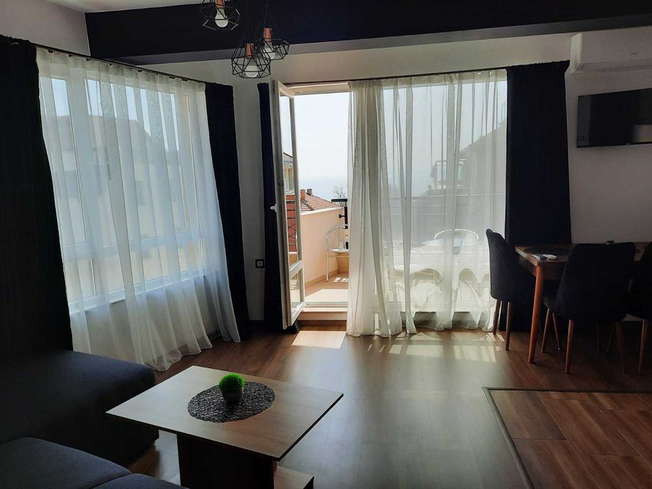 Дава се под наем Двустаен апартамент в Бургас, Сарафово - 68 кв.м за 450 € - Снимка #4