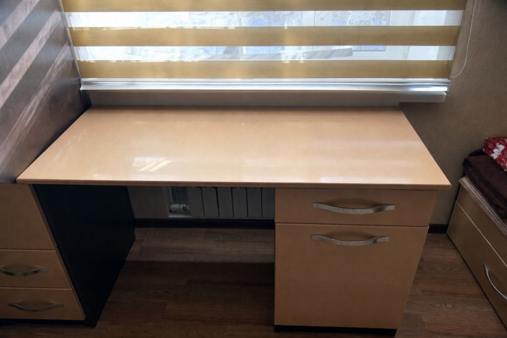 Продаю мебель комлектом.