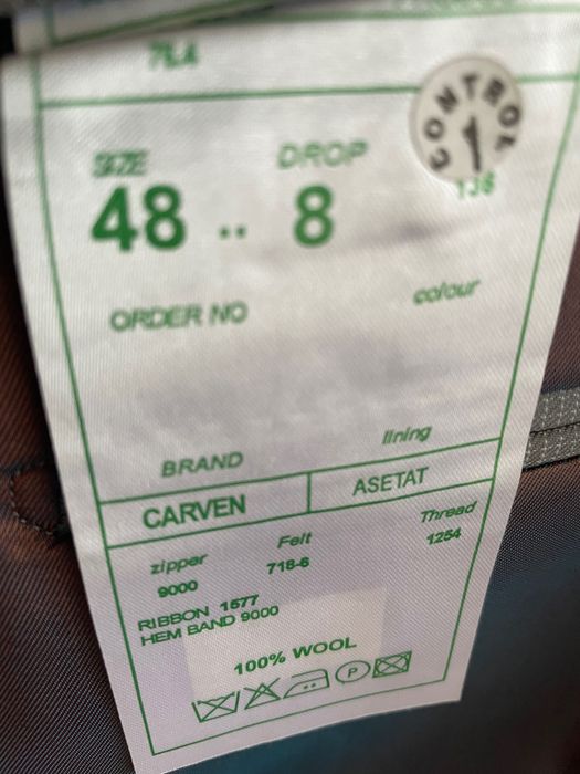 Мужской классический костюм 48р.