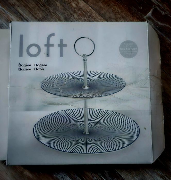 Етажерки за сладкиши или хапки