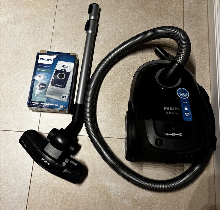 Aspirator Philips si rezerve sac