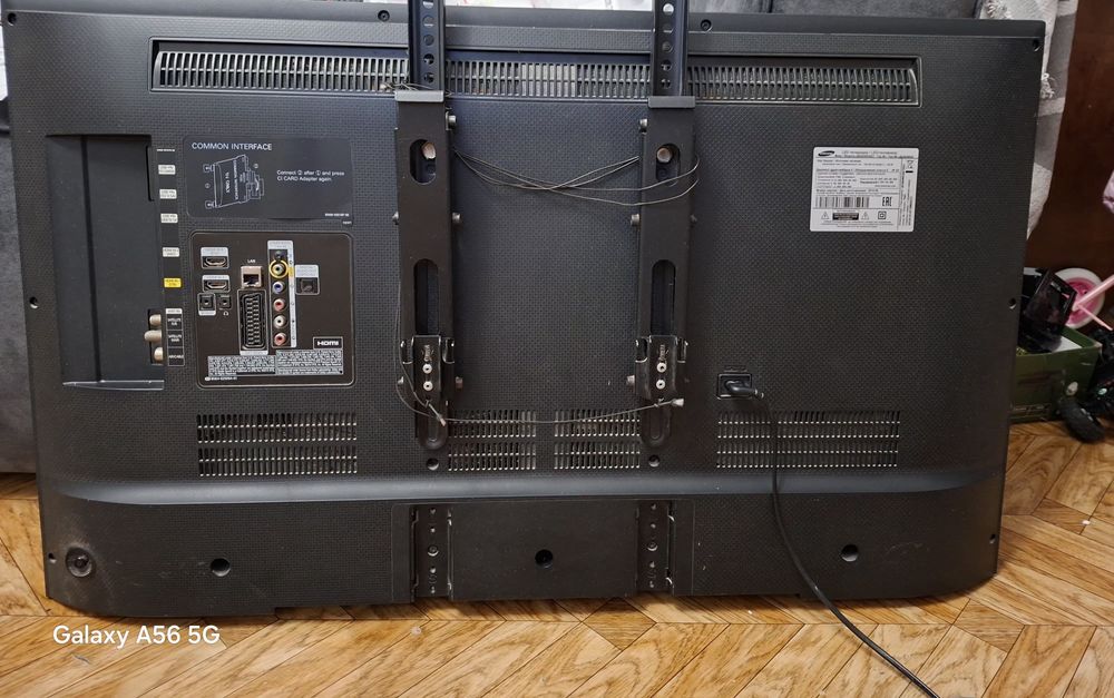 Продам телевизор SAMSUNG