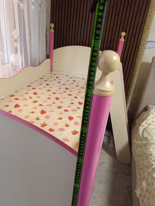 Продам детский кровать принцесса