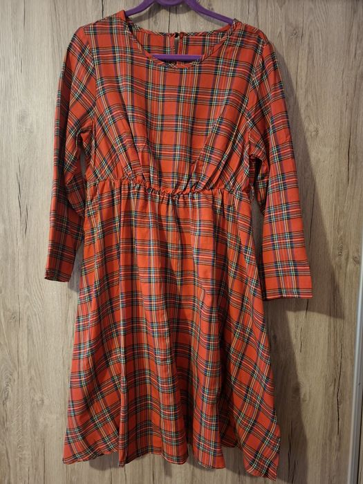 Коледна дамска рокля