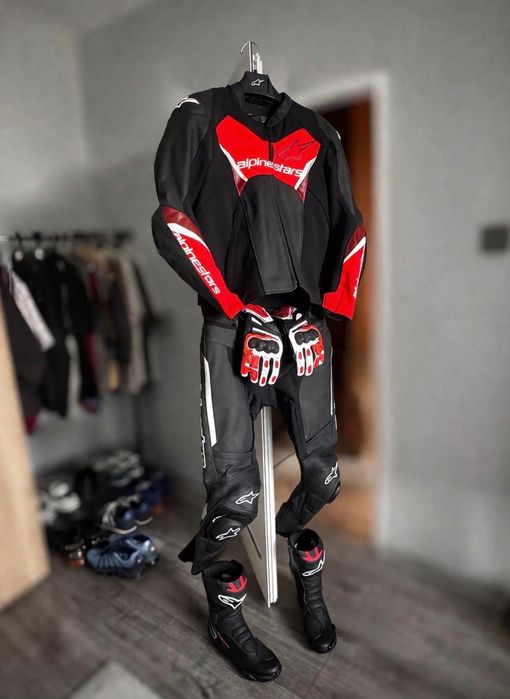 Екип на AlpineStars