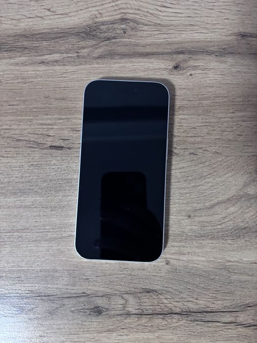 Продам Iphone 16 256gb