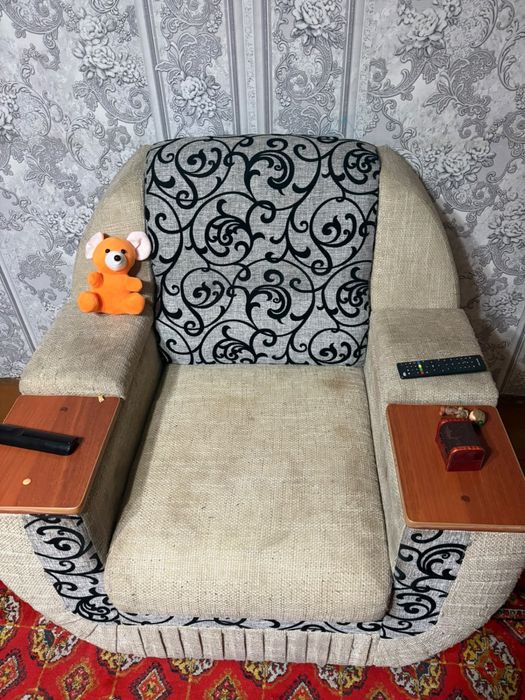 Продам диван +кресло
