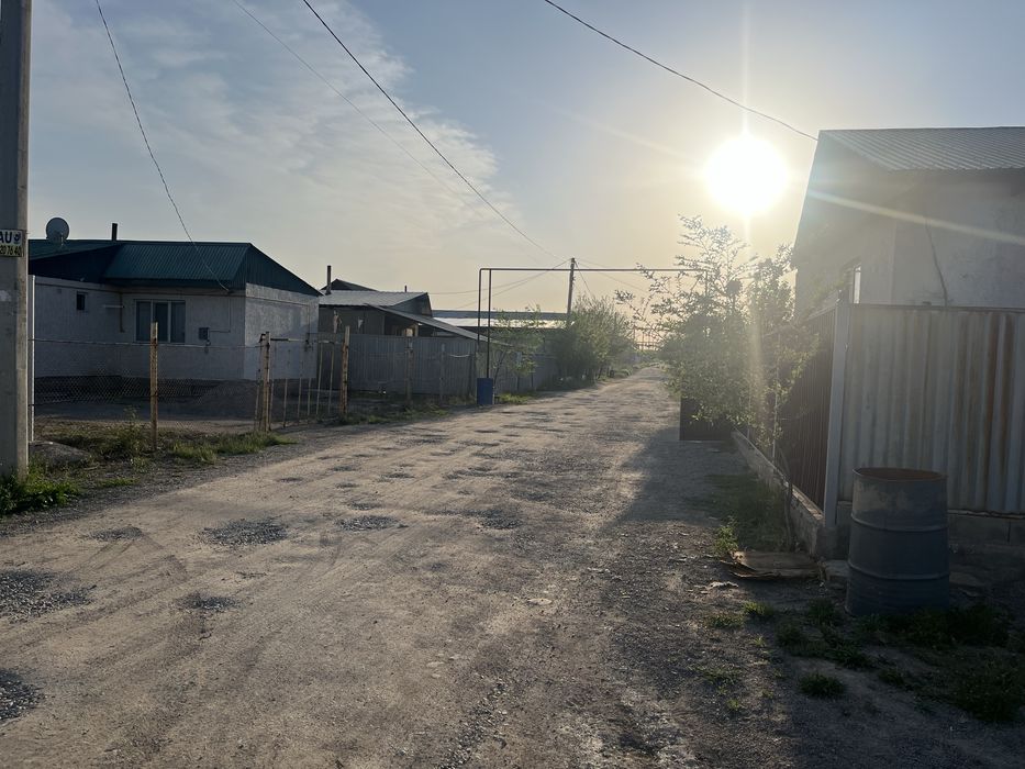 Продам 6 соток с времянкой