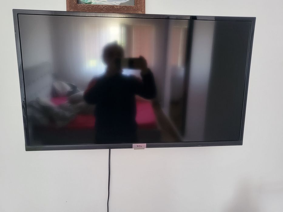 Vand televizor  tcl
