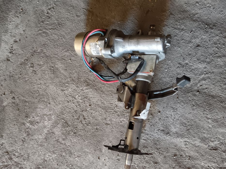 Продам запчасти на Тойота каролла