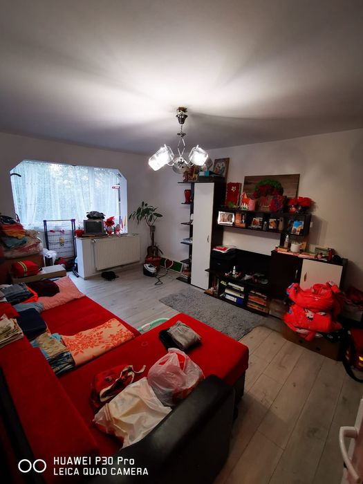 Apartament 4 camere etaj 1 Decomandat.Direct Proprietar