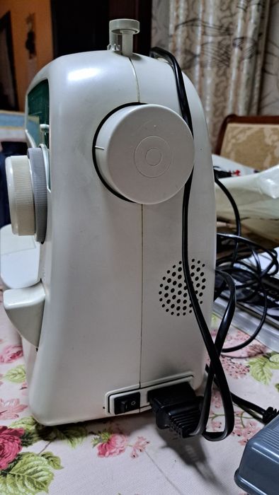 Швейная машинка Brother