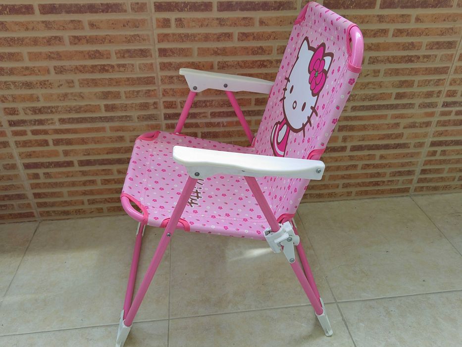 Детско столче Hello Kitty