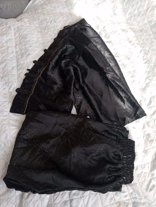 Костюмы праздничные